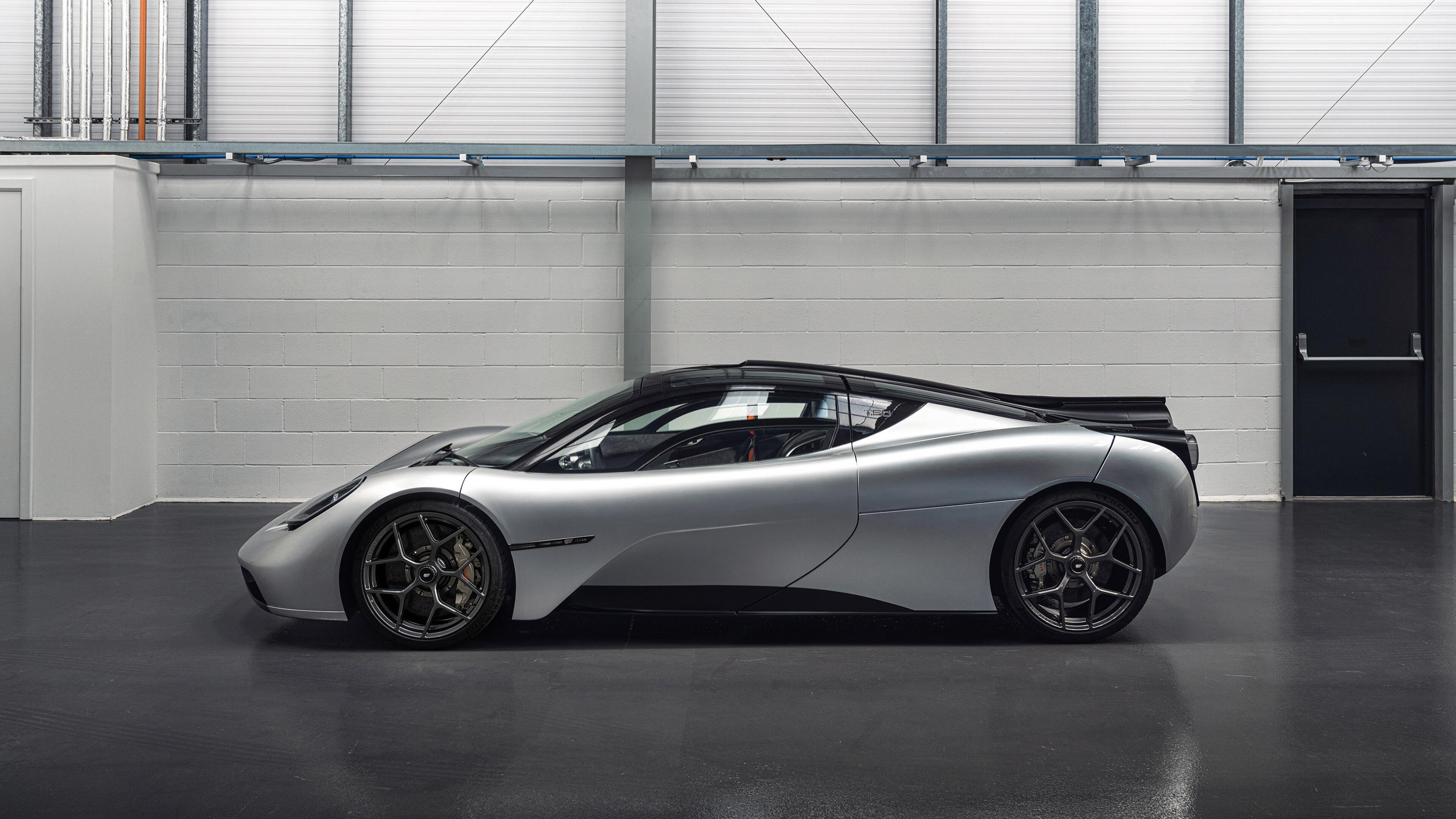 ayx-篮球运动员比赛心理压力调适机制,篮球的心理不应期