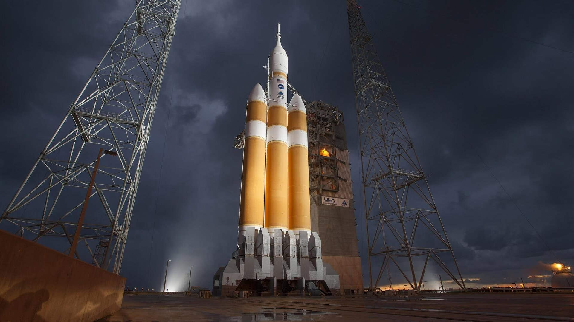 爱游戏体育app下载-中国男篮热身赛表现可圈可点，中国男篮赛前热身