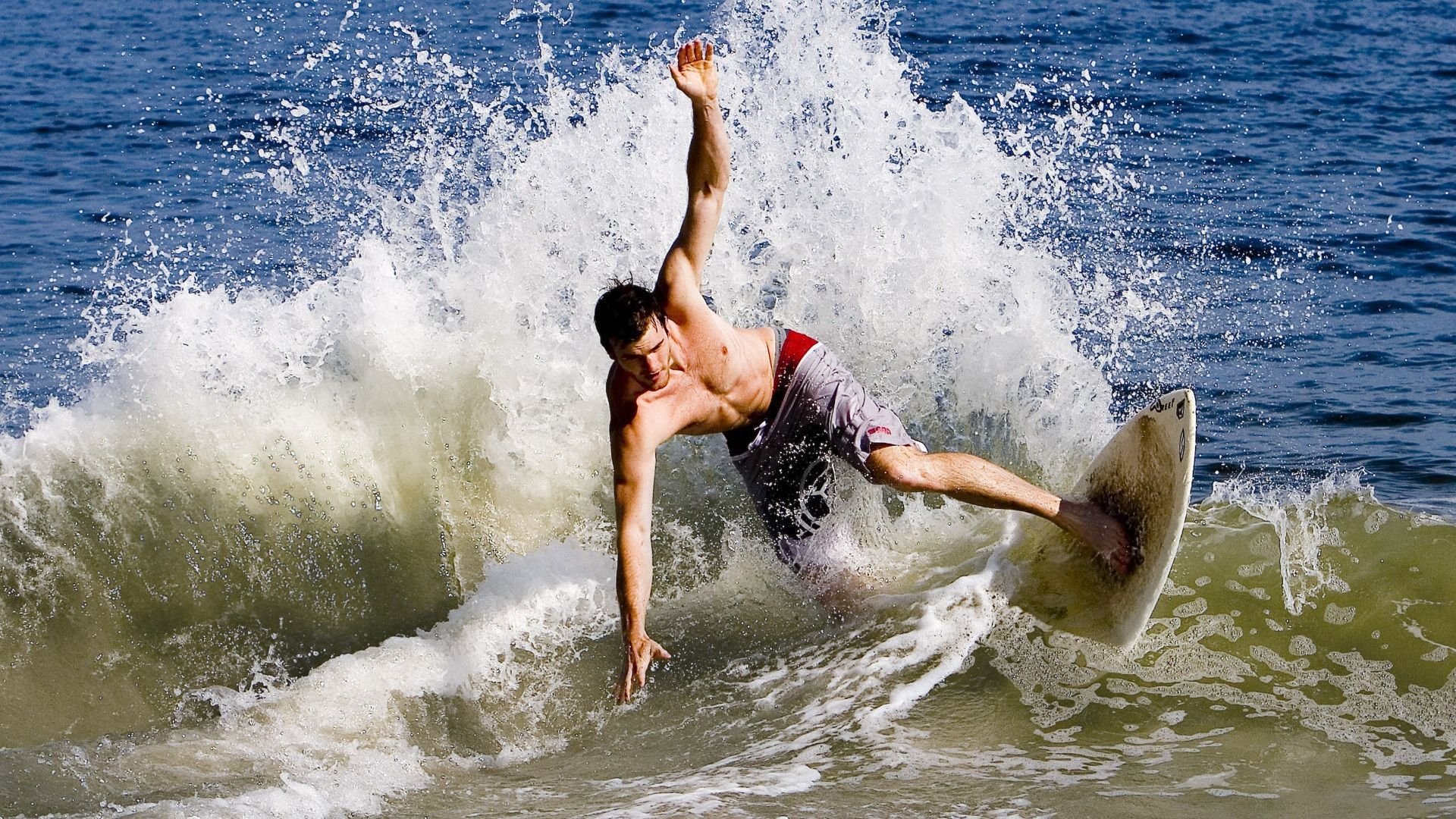 爱游戏下载-_青少年虚拟运动日：虚实结合新花样_，虚拟现实训练法运动训练学