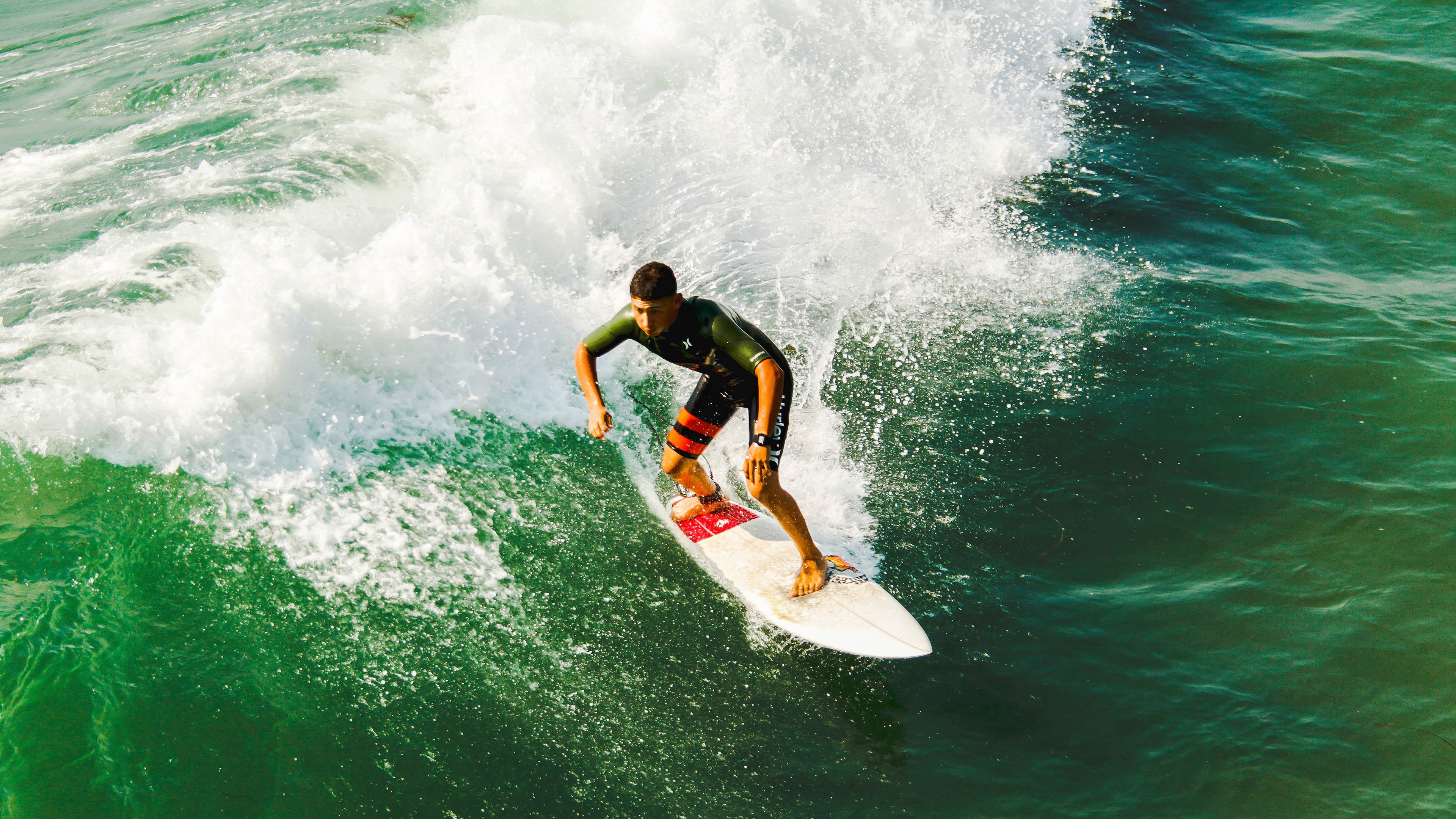 爱游戏APP-公牛队新秀连续高光表现，成为球队新宠，公牛队最新球员名单